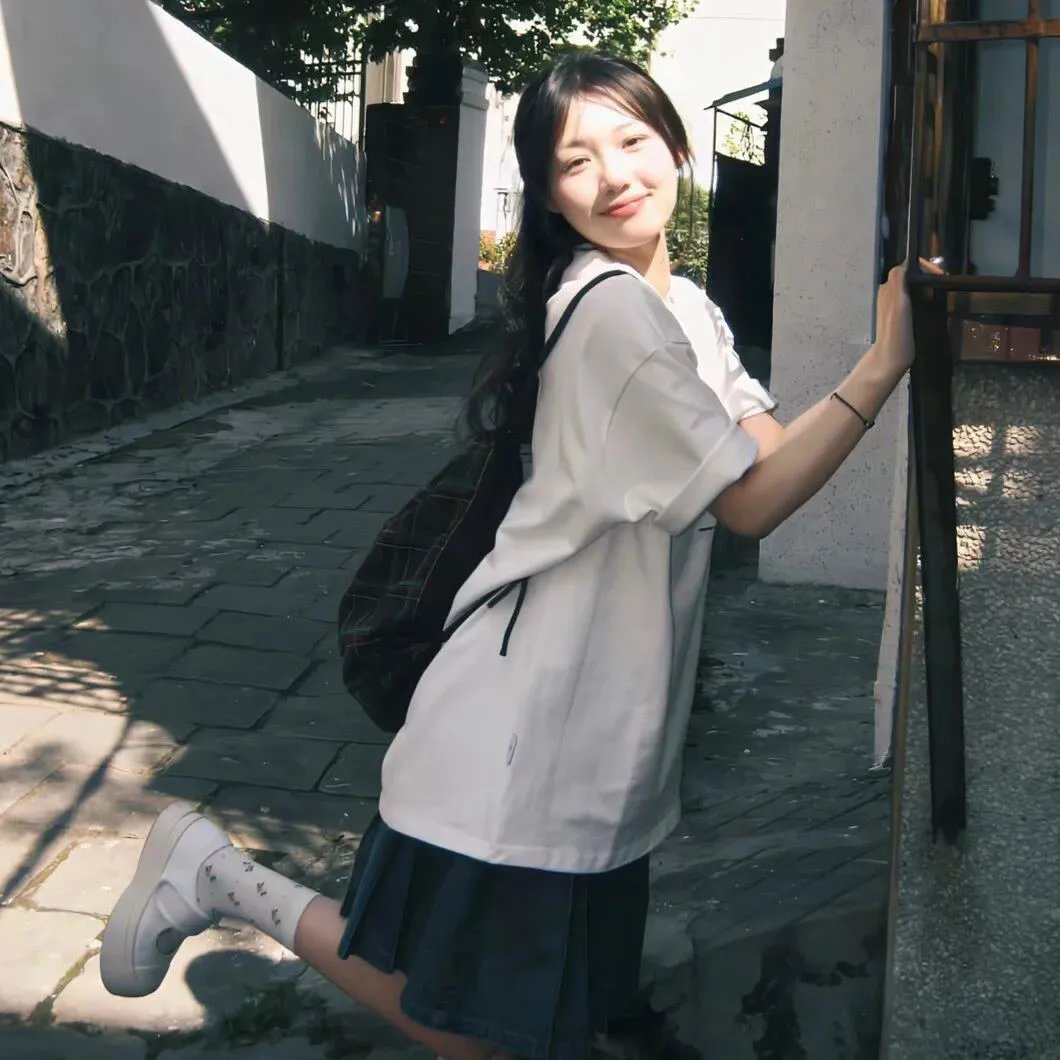 小维娜